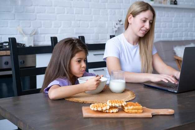Что делают родители: советы по наблюдению за состоянием ребенка после еды