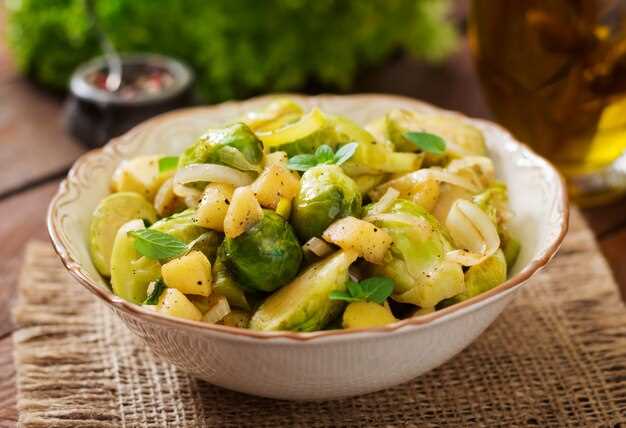 Запеканка из капусты с мясом и овощами