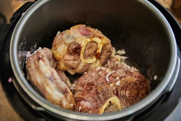 Голень с апельсиновым соком и медом для сладко-соленого оттенка