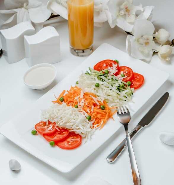 Салат с крабовыми палочками и рисом