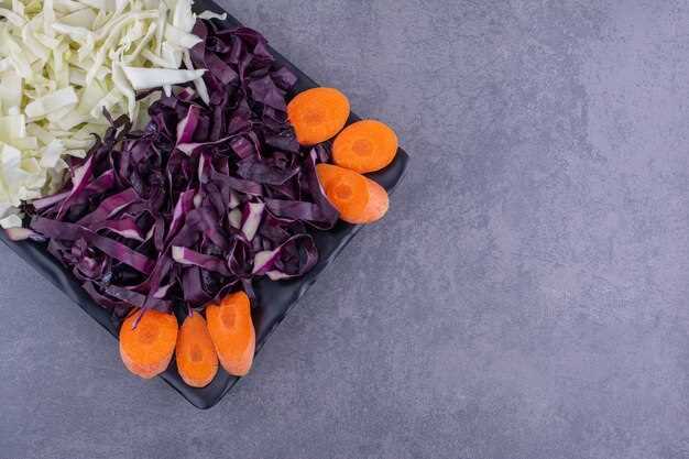 Классический морковно-дайконовый салат с уксусом и маслом