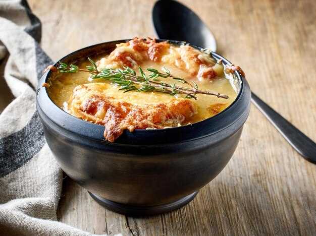 Как сделать азиатский суп с свиным мясом и острым бульоном