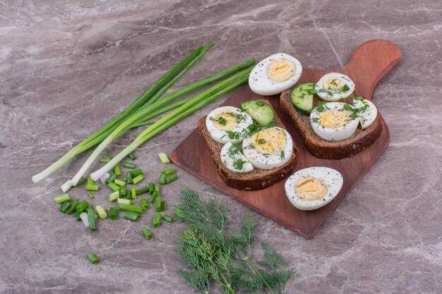 Современные и необычные вариации рецептов с яйцами и огурцами