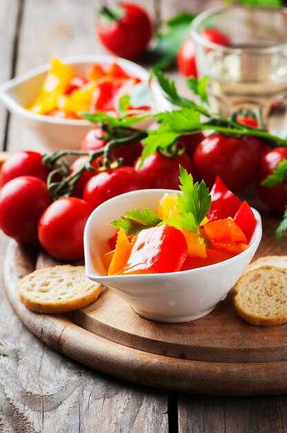 Зимний салат с запеченными овощами и зеленью