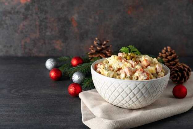 Традиционный зимний рецепт с курицей и ветчиной